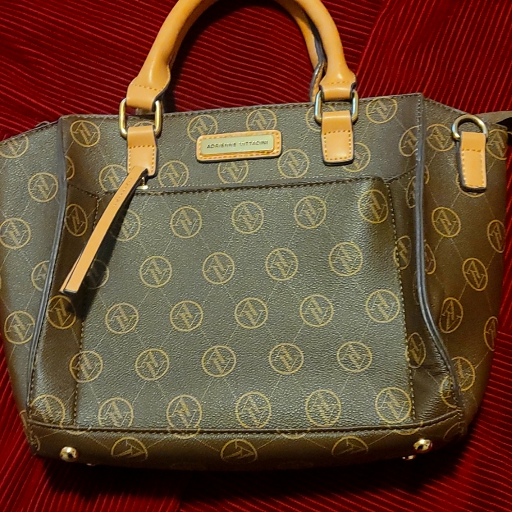 Adrienne Vittadini handbag